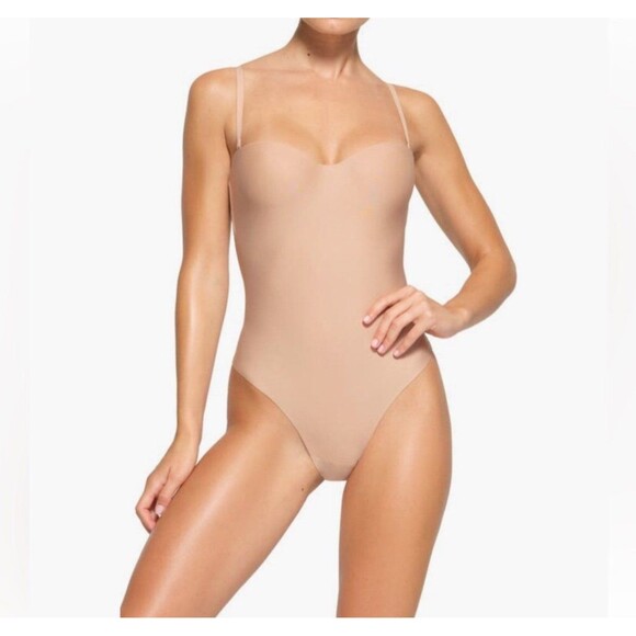 SKIMS Body Molded Underwire Thong Bodysuit | Clay | Size 4X NWT - Picture 2 of 3